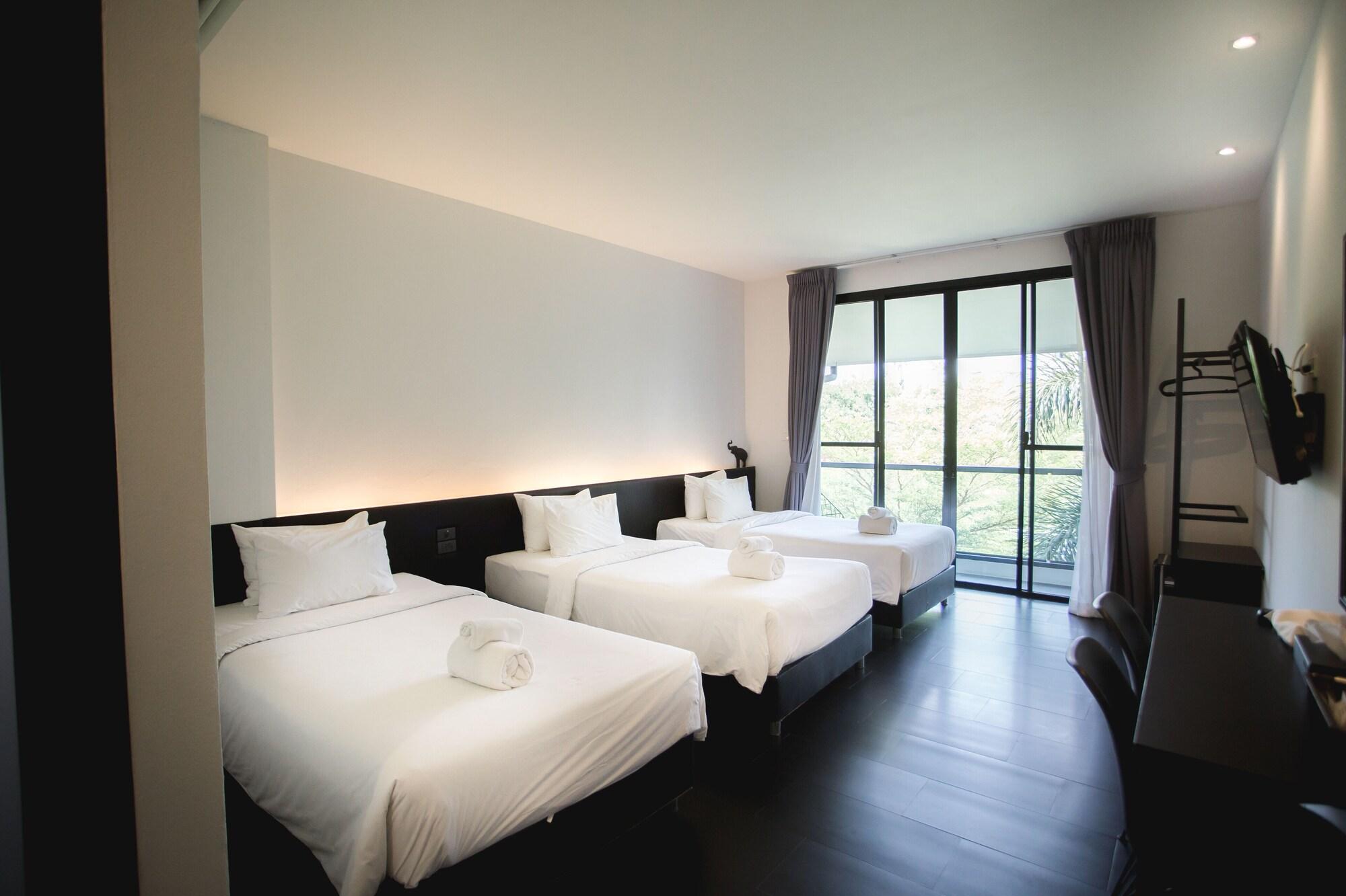 Iwualai Hotel Chiang Mai Exteriör bild