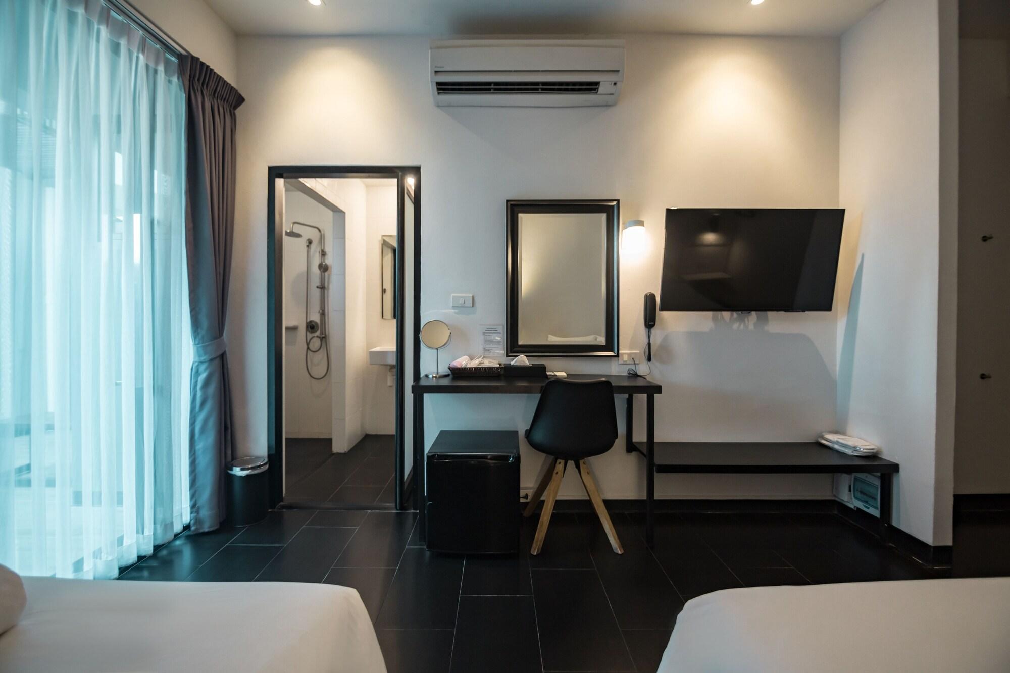 Iwualai Hotel Chiang Mai Exteriör bild